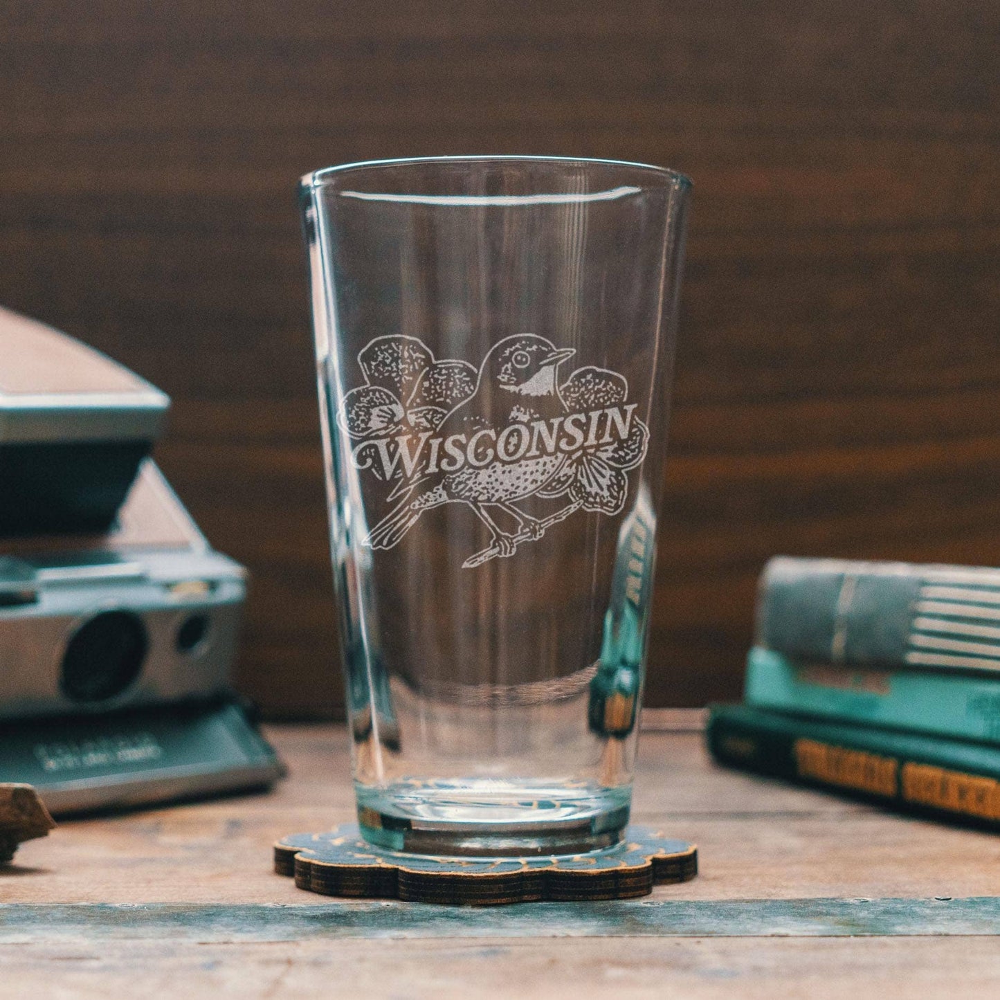 Wisconsin State Bird Glasses: Stemless Wine