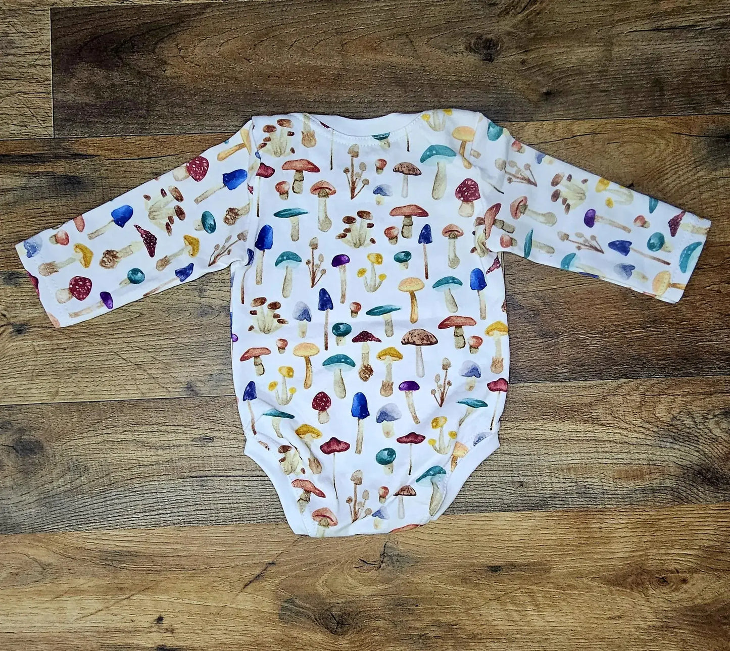 Mushroom bodysuit, infant clothing, infant bodysuit: Newborn / Short Sleeve