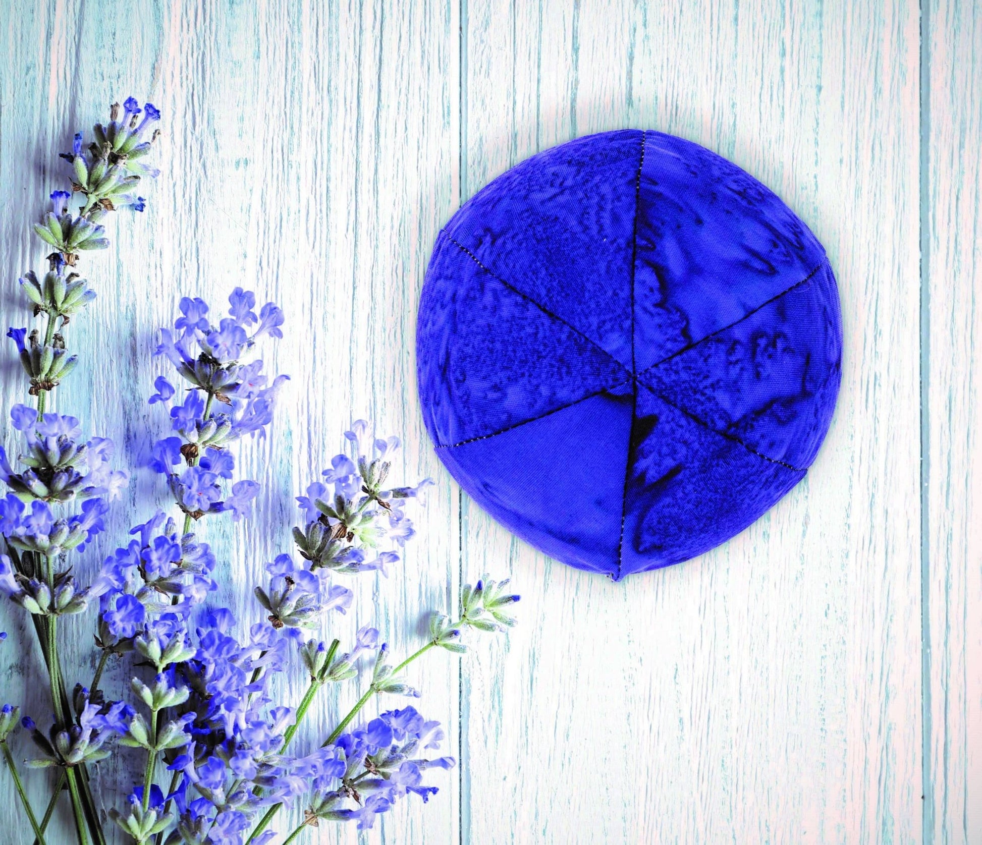 Good Medicine Ball organic STRESS RELIEF lavender hot/cold: Assorted / Essential Oil Blend - The Regal Find