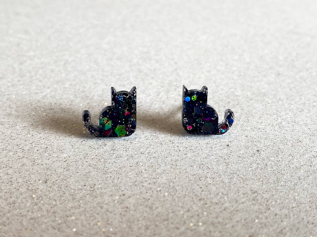 Adorable Kitty Cat Stud Earrings: Black - The Regal Find